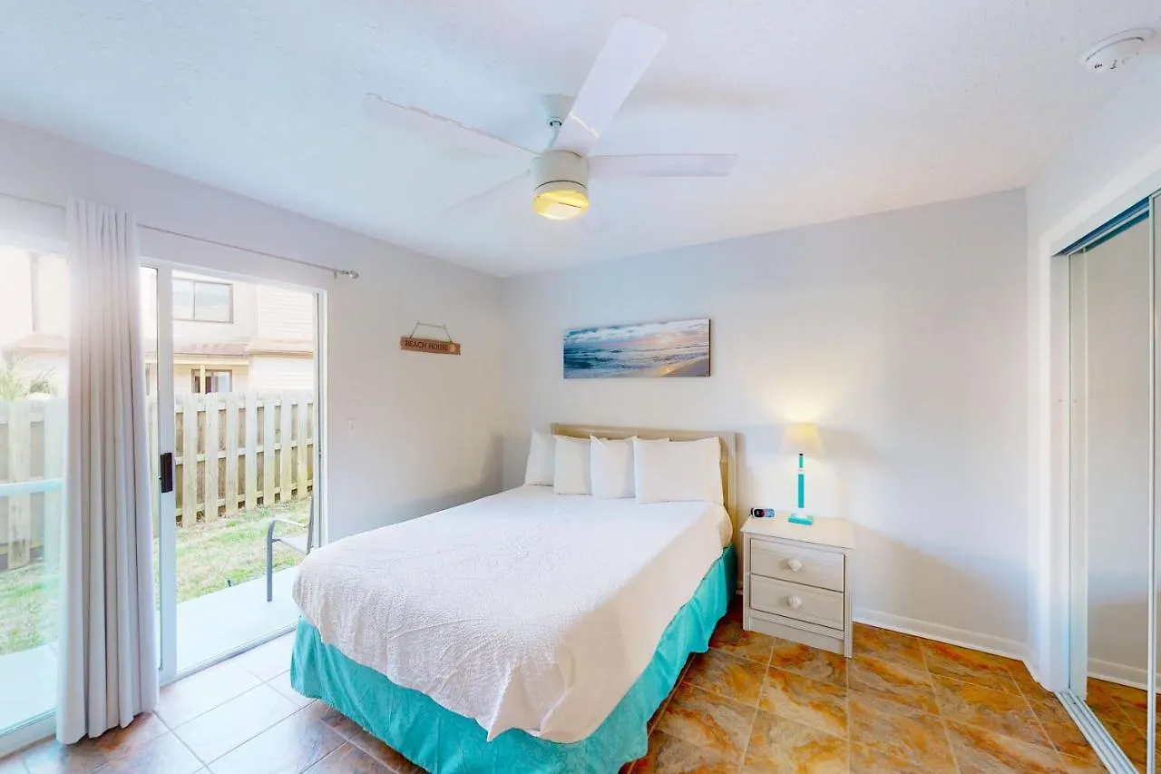 Wendwood Condominiums F2 Panama City Beach Apartment